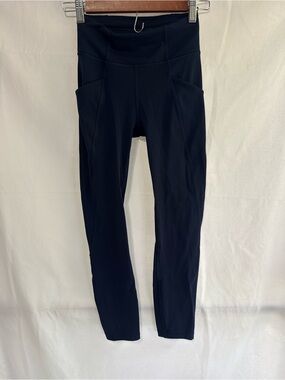 Lululemon HR Wunder Train with Pockets - Size 2 True Navy